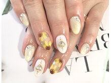 クロエ(chloe)/ひまわりネイル