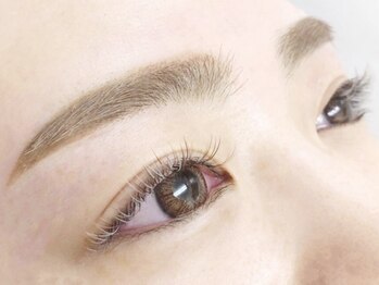 ミニョンアイラッシュデザインサロン くずは店/フラットマットラッシュ カラー