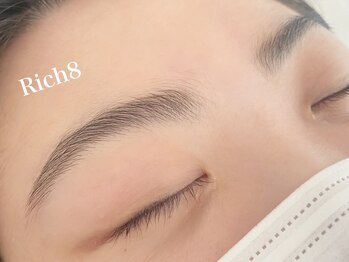 ネイルアンドまつげエクステ リッチエイト 原宿店(Rich8)/まゆげの毛流れを自由自在に!