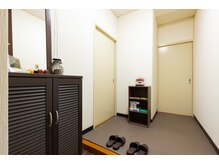 まごんて整体院/店舗玄関入口　【産後不眠腰痛】