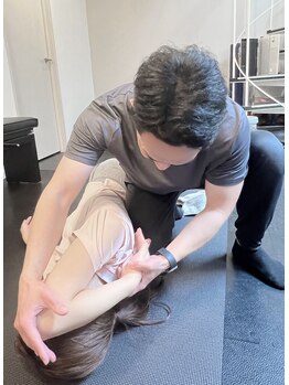 ユアフィット(YourFit)/パーソナルストレッチ風景