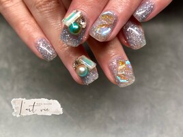 ビジュー×ベーシックアート