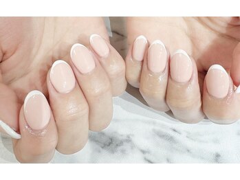 アリイネイルズ(ALII Nails)/フレンチネイル