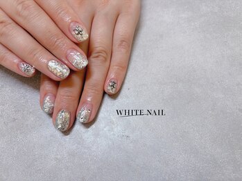 ホワイトネイル 武蔵小杉店(WHITE NAIL)/リリー/クロス/メタリック