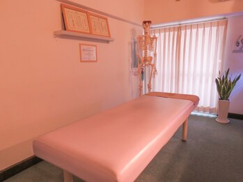 あいうぃる鍼灸整体院/店内1（施術ルーム1）