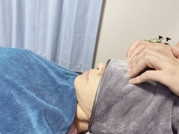 リラクゼーションサロン 惠の写真/至福のドライヘッドスパで自律神経を整えて安眠効果も◎絶妙な指圧とツボ押しで深いリラックスを★