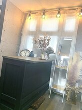 ブリリアント 羽衣店(BRILLIANT)/受付カウンター