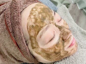 育肌美研 自由が丘サロンの写真/高純度ハーブピーリング《ニキビケア》★毛穴奥汚れ排出ケア付¥27000→¥9000[自由が丘]