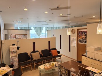 カエデ鍼灸整骨院 セントシティ店(KAEDE鍼灸整骨院)/待合室