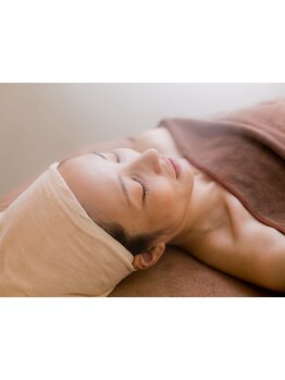 ホウレイ線・たるみ改善！予防ケア