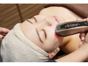 エヌドット バーバーギンザ(N.BARBER GINZA)/LEDエステ〈銀座〉