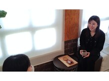 うとうとの雰囲気（施術後には、ホッと一息つけるドリンクサービス♪お菓子付き♪）