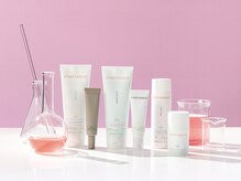 百変化の雰囲気（研究から得たエビデンスと新しい特許成分の“結果”の出る化粧品）