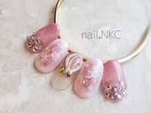 NKC/冬にもおすすめのピンクネイル