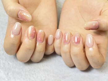 バーガンディ 鶴田(BURGUNDY)/桃ネイル