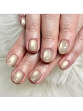 マイオティック ネイル(miotic nail)/うるうるゴールドマグネット