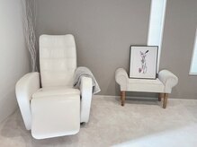 フミ(FMI)/サロン内装（フットチェア）