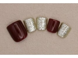 6000円　フットネイル