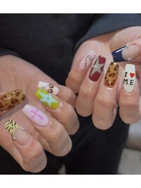 個性派ネイル