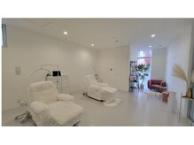 サロン チャーム(Charm)の雰囲気(姉妹店リュクスチャーム藤が丘店 2席のみ/P2台有り)