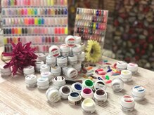 AzurNail & Beauty-新大阪店-の雰囲気(約1000色以上ある中からカラーチェンジ無料♪オフ込み)