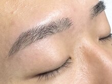 アールプラス 新宿(ar+)/眉毛ワックス　担当:Fukamachi