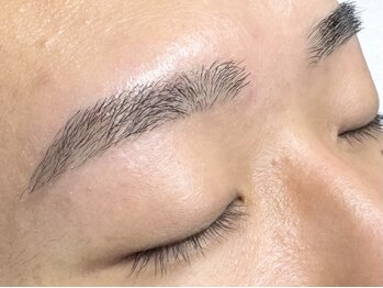 アールプラス 新宿(ar+)/眉毛ワックス　担当:Fukamachi