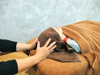 整体院リベース(RE BASE)の写真/【眼精疲労・頭の重さ・首肩凝りでお悩みの方に】ドライヘッドスパで的確にアプローチし、根本から改善◎