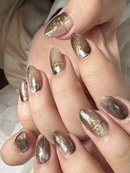 ノウェム(nove'M)の写真/《22時迄営業》シンプルネイルこそこだわり美フォルムで見惚れる指先へ☆オフィスネイルもお任せください!