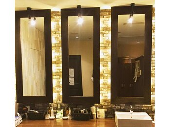 マグマスパ 大森店/メイクスペース完備