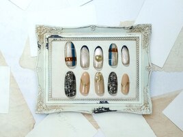 11月定額　7300円（税込8030円）