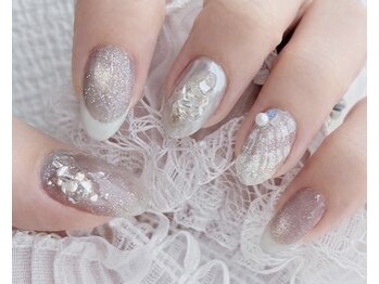 イチソエ ネイルサロン(Ichisoe NAIL SALON)の写真/ネイリスト検定一級★フィルイン対応可！豊富な技術でネイルを美しく仕上げてくれるサロン♪