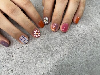 ニコルネイル(nicole nail)/