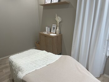 ジャストミービューティー(Just Me Beauty)/ベッド