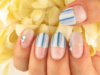 アム ネイル(am.nail)の写真/【最旬デザイン多数ご用意！】最旬トレンドを取り入れた定額デザインも◎高技術でモチも良く、美爪に♪