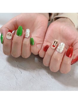 ブラン(blanc)/キラキラクリスマスネイル