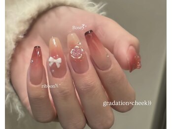 チーク×グラデーション☆