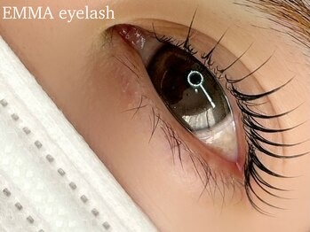 エマ(EMMA)の写真/【立川NEWOPEN】人気No,1☆韓国束感まつ毛パーマでぱっちり愛されeye*デザイン多数！印象的なお目元へ♪