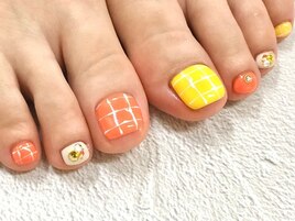 ～フット、チェックネイル～