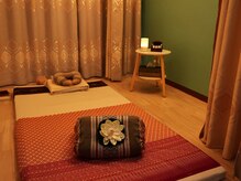 アリー 大阪の雰囲気（タイ風の落ち着いた半個室でゆったりマッサージを受けられます。）