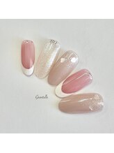 グランチュール(Grantulle)/ハートホロネイル