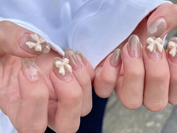 オペリア(OPELIA)/ラメグラリボンネイル