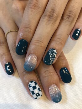 リリフリー(riri Free)/痛ネイル