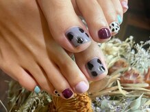 サロンドフォーエイチ(salon de 4H)/モノトーンレオパードで個性的に