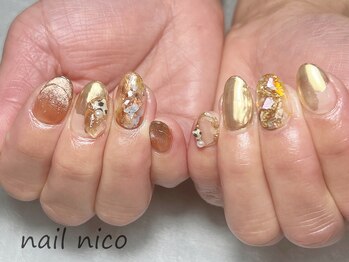 ネイルニコ(nail nico)/ゴールドネイル