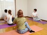 お友達やご家族で楽しくヨガ 60分 ¥2000 × 人数