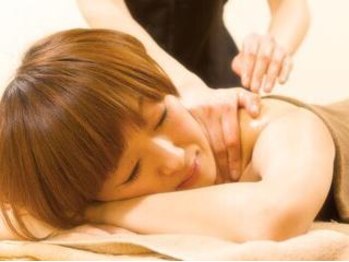 楽堂の写真/リンパマッサージで首肩の辛さを根本改善☆冷えやコリを解消◎自律神経にもアプローチして疲れ解消&代謝UP!