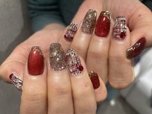 ツィードネイル