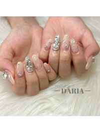 可愛いが詰まったワンホンネイル