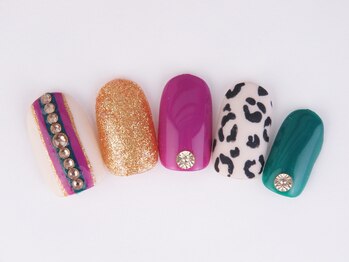 まつげアンドネイル ディアマンローズ(DIAMANT ROSE)/ポイントヒョウ柄・90分6930円